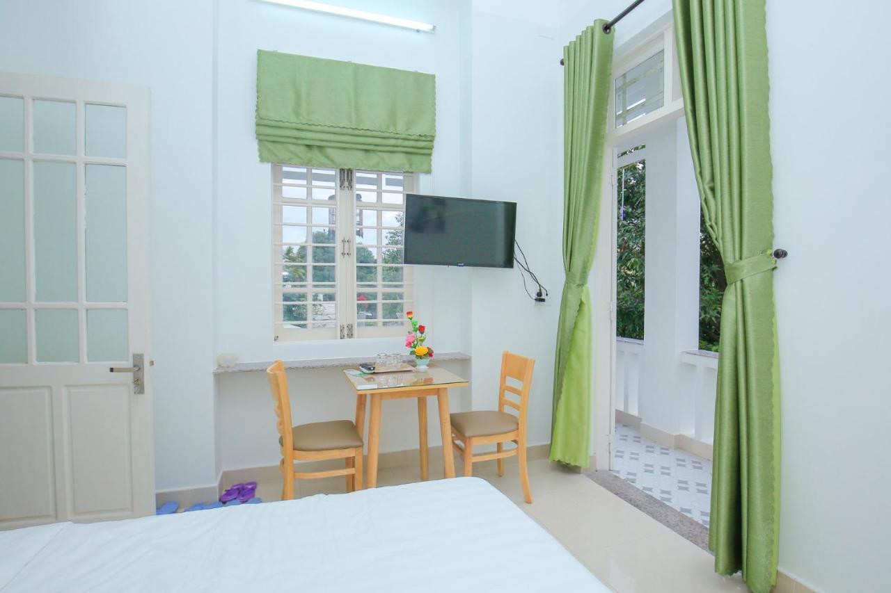 Van May Homestay Хойан Экстерьер фото